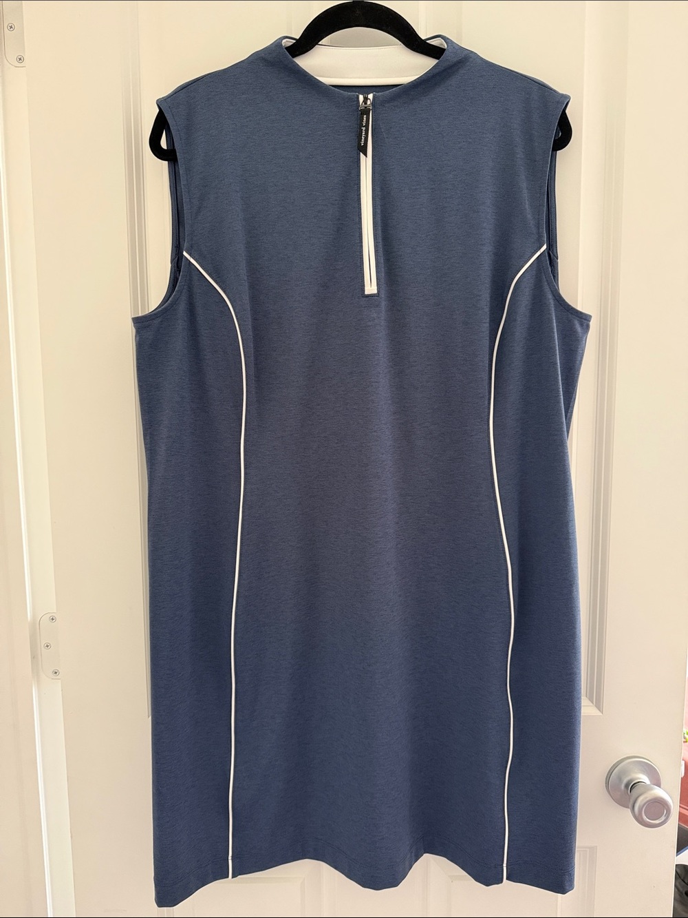 Performance Women's Sleeveless Golf Dress